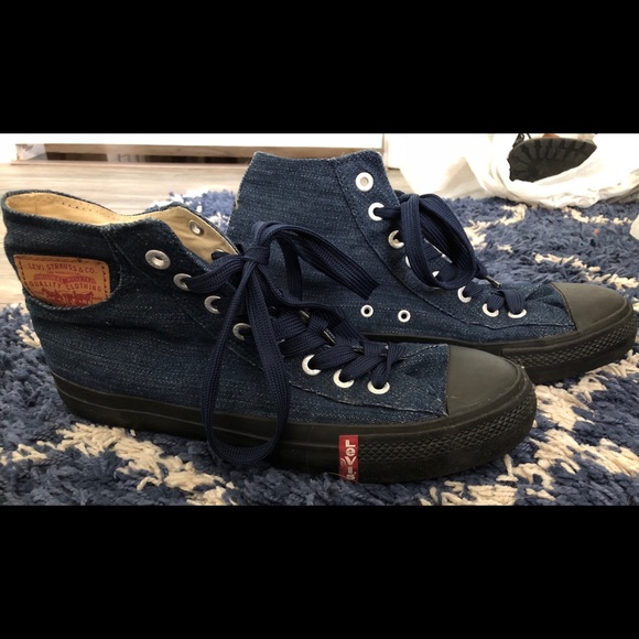 levi's converse high tops